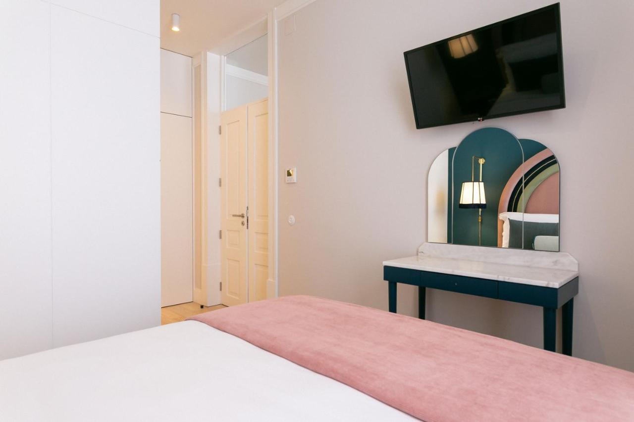 The Lift Apartments By Ridan Hotels Lisbona Esterno foto