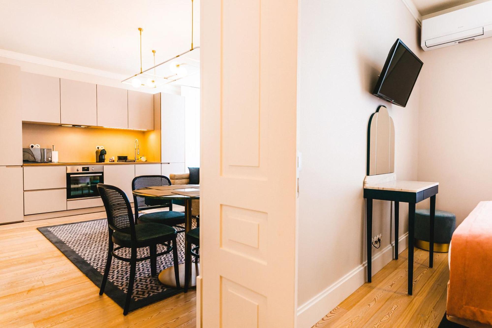 The Lift Apartments By Ridan Hotels Lisbona Esterno foto